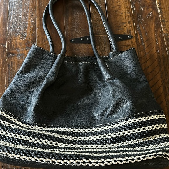 Woman’s purse - Picture 1 of 2